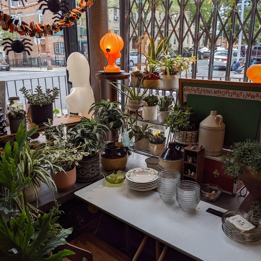 Windsor Place Antiques 3