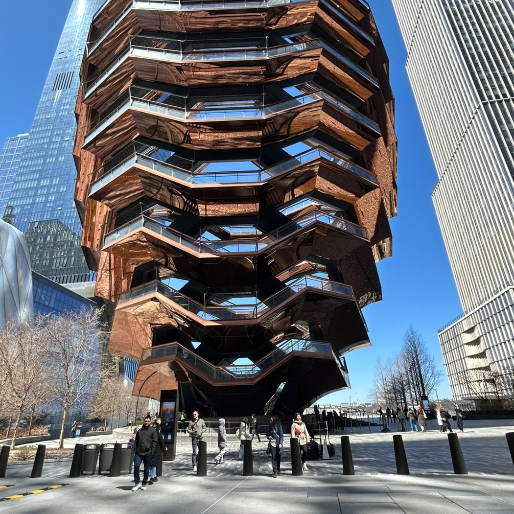 The Mall at Hudson Yards 3