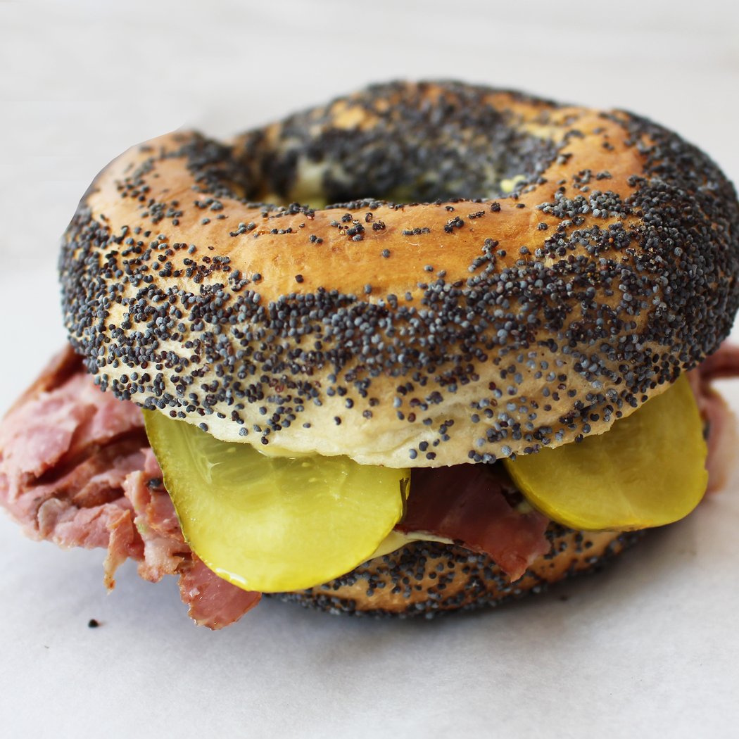 Café Fairmount Bagel 3