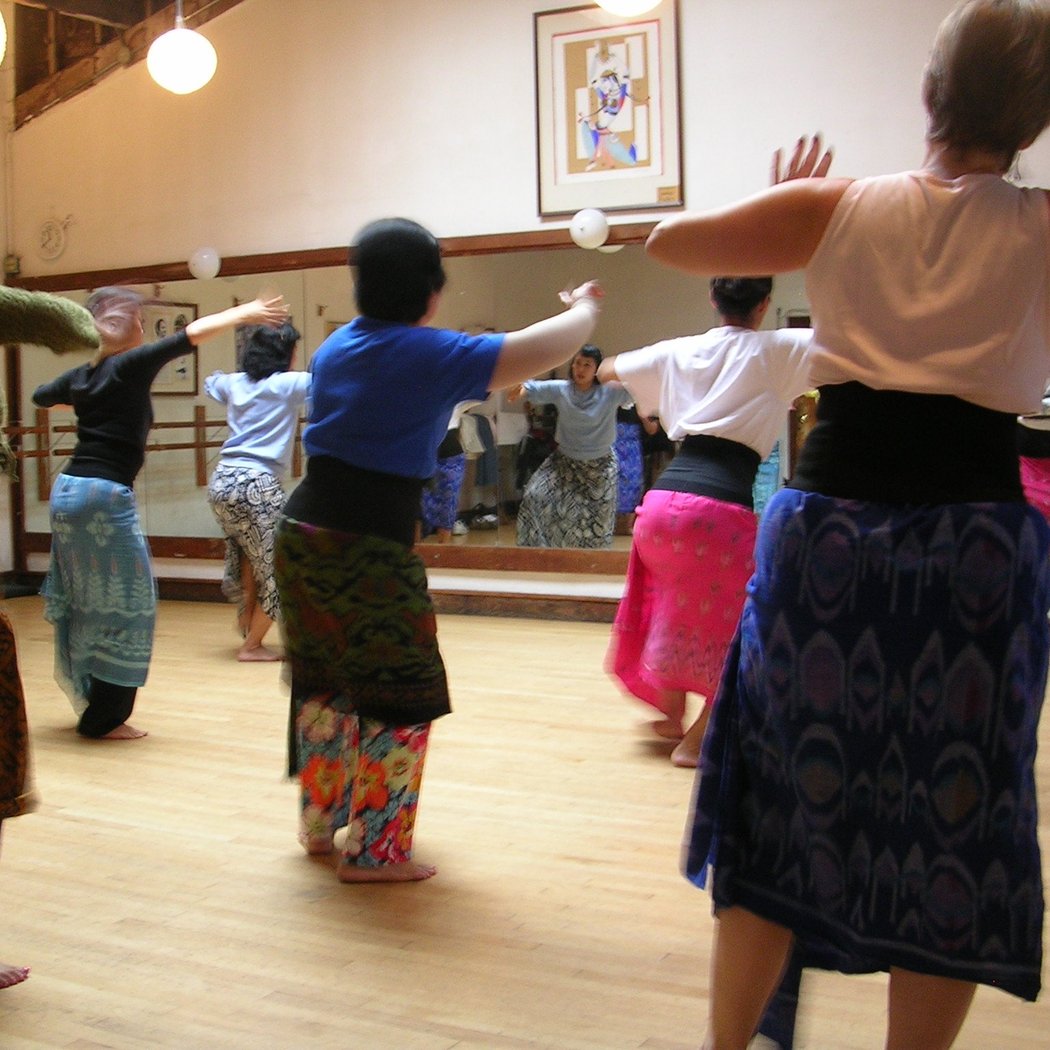 Community Balinese Dance 2