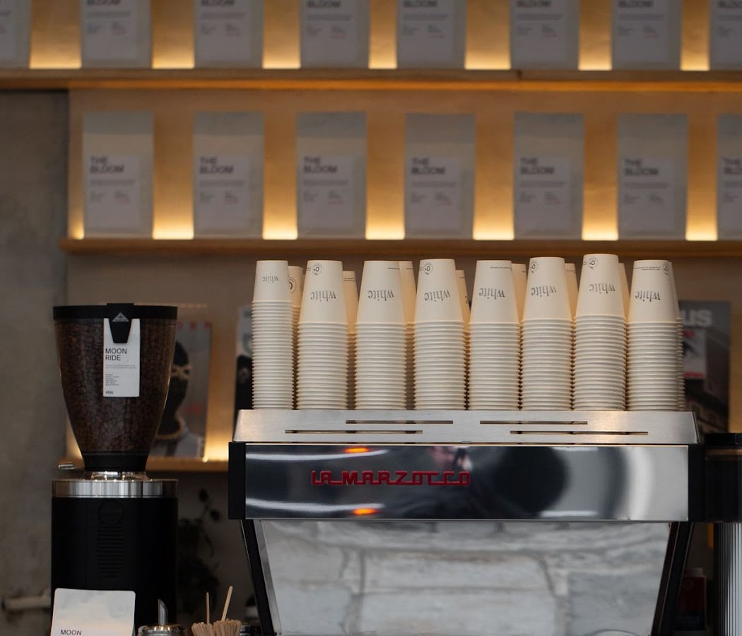 WHITE Coffee - Paris 3 2
