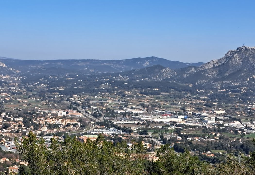 Colline du Nord de Carnoux en Provence 3