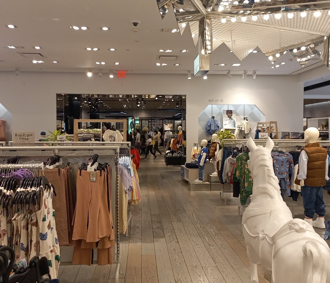 H&M 3