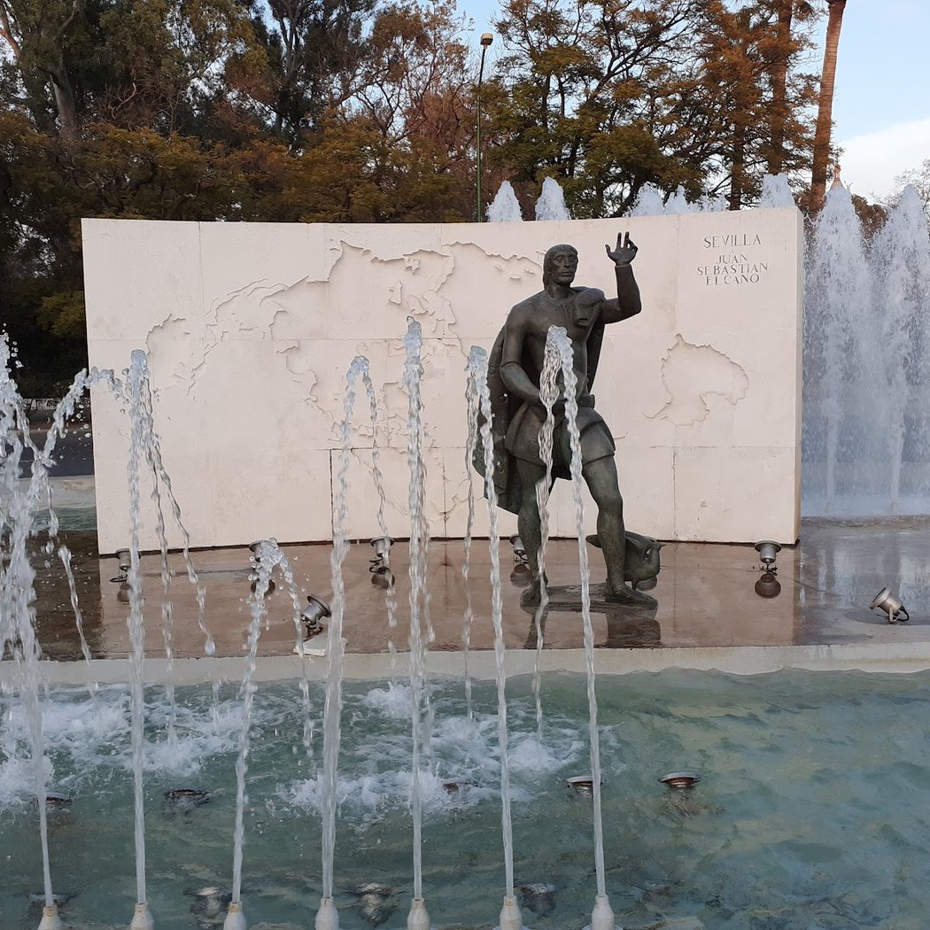 Monumento a Juan Sebastián de Elcano 2