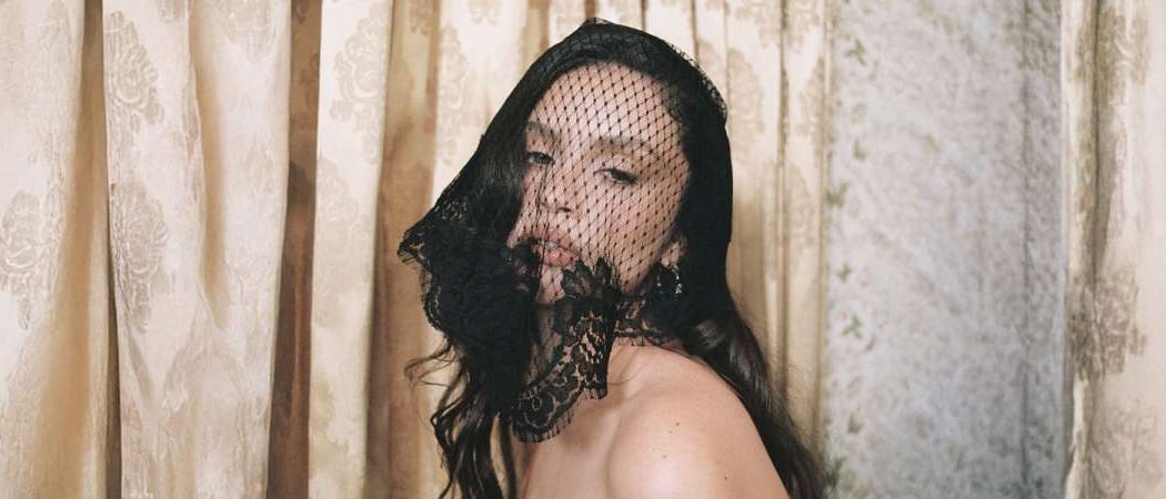 Fall In Love With Her The Tour 2