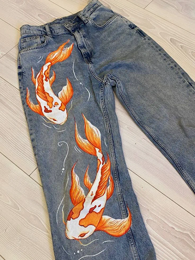 Paint-Your-Own Clothes Art Class 1