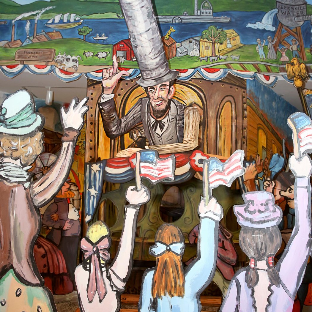 Lincoln on the Hudson by Red Grooms 1