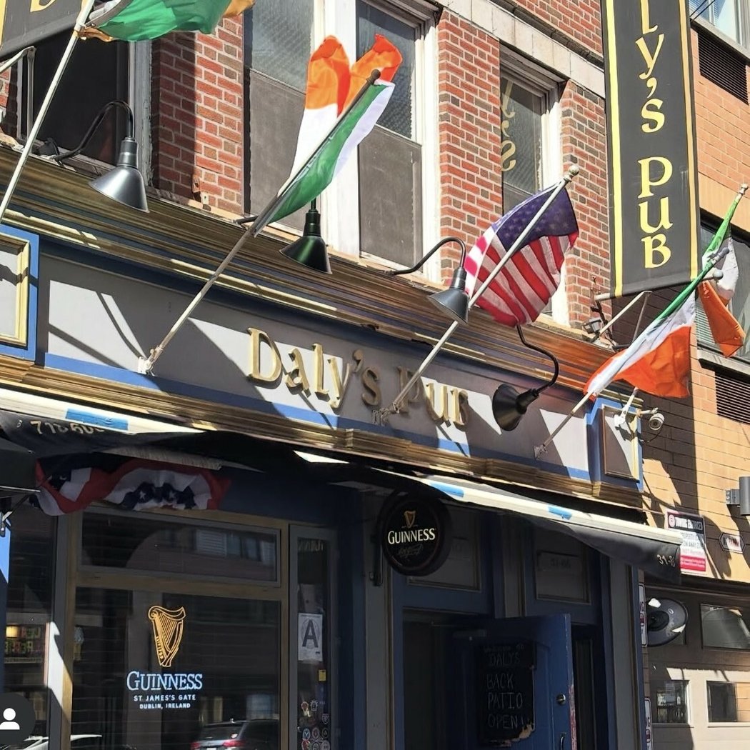 Daly's Pub 2