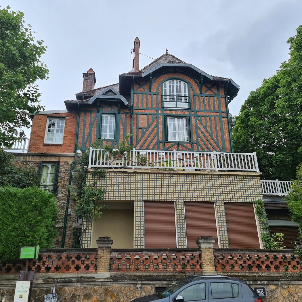 Maison Eyrolles 2