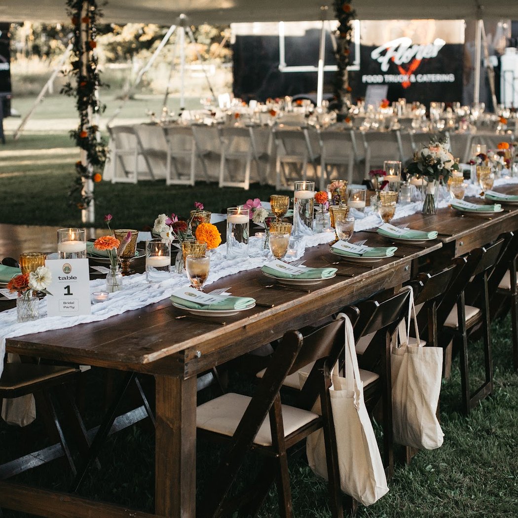 Flores Food Truck & Catering 2