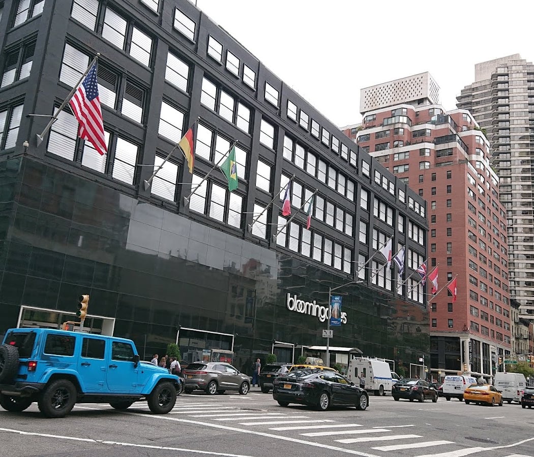 Bloomingdale's 3