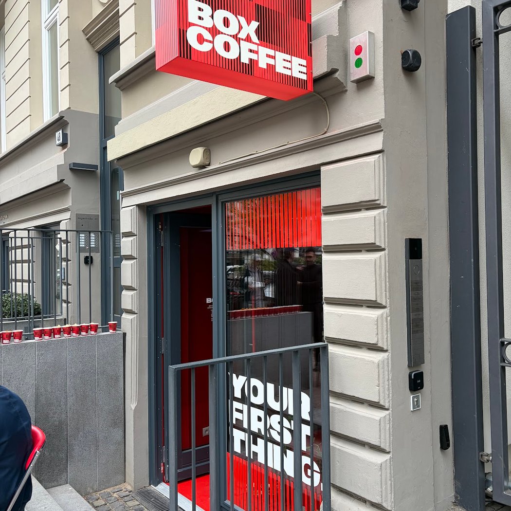Box Coffee 2