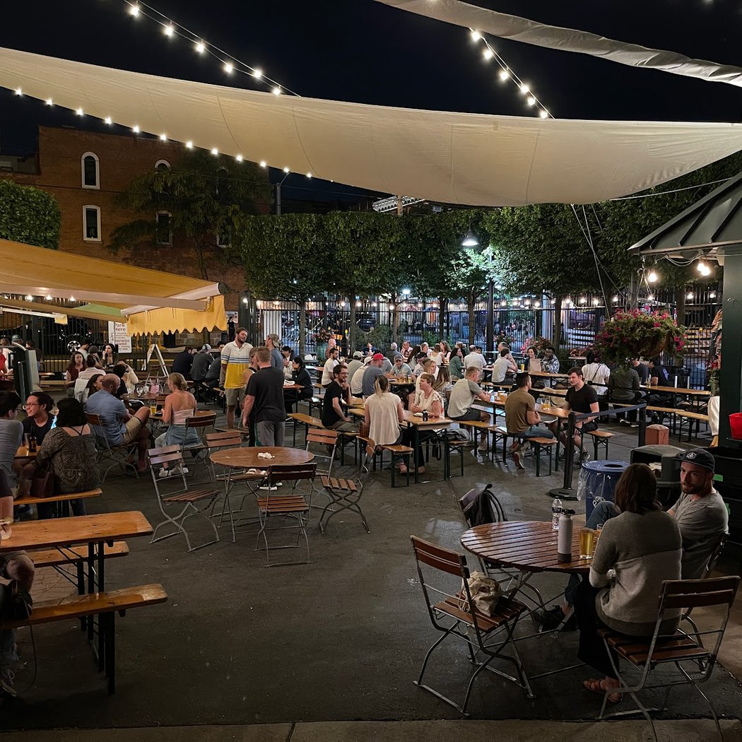 Bill's Beer Garden 2