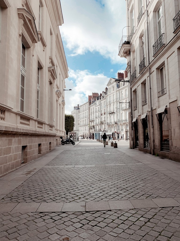 Place du Commerce 3