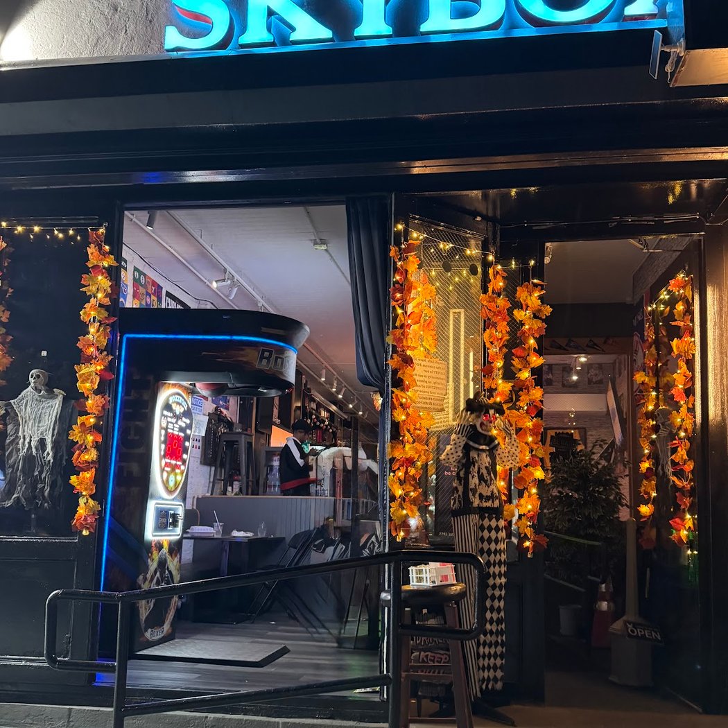 SkyBox Sports Bar 2