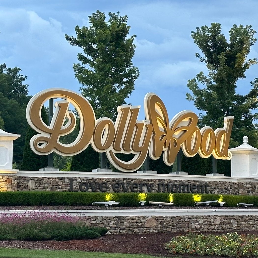 Dollywood 2