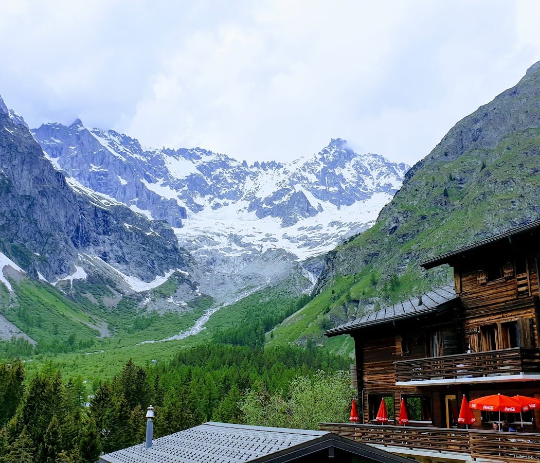 Hotel Edelweiss La Fouly 1