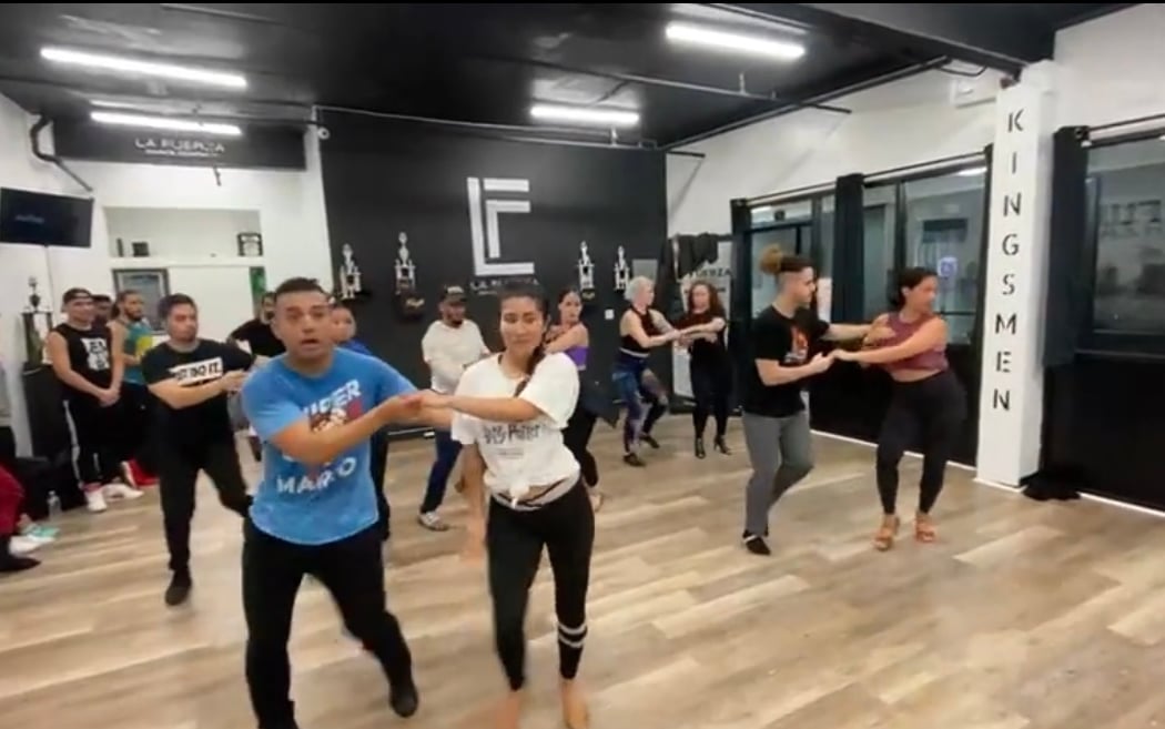 Bachata Partnerwork & Shines Workshop with Fausto Felix & Tamara Valle 4
