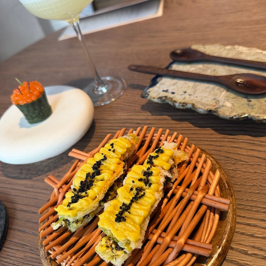 Z‘Som Restaurant 3