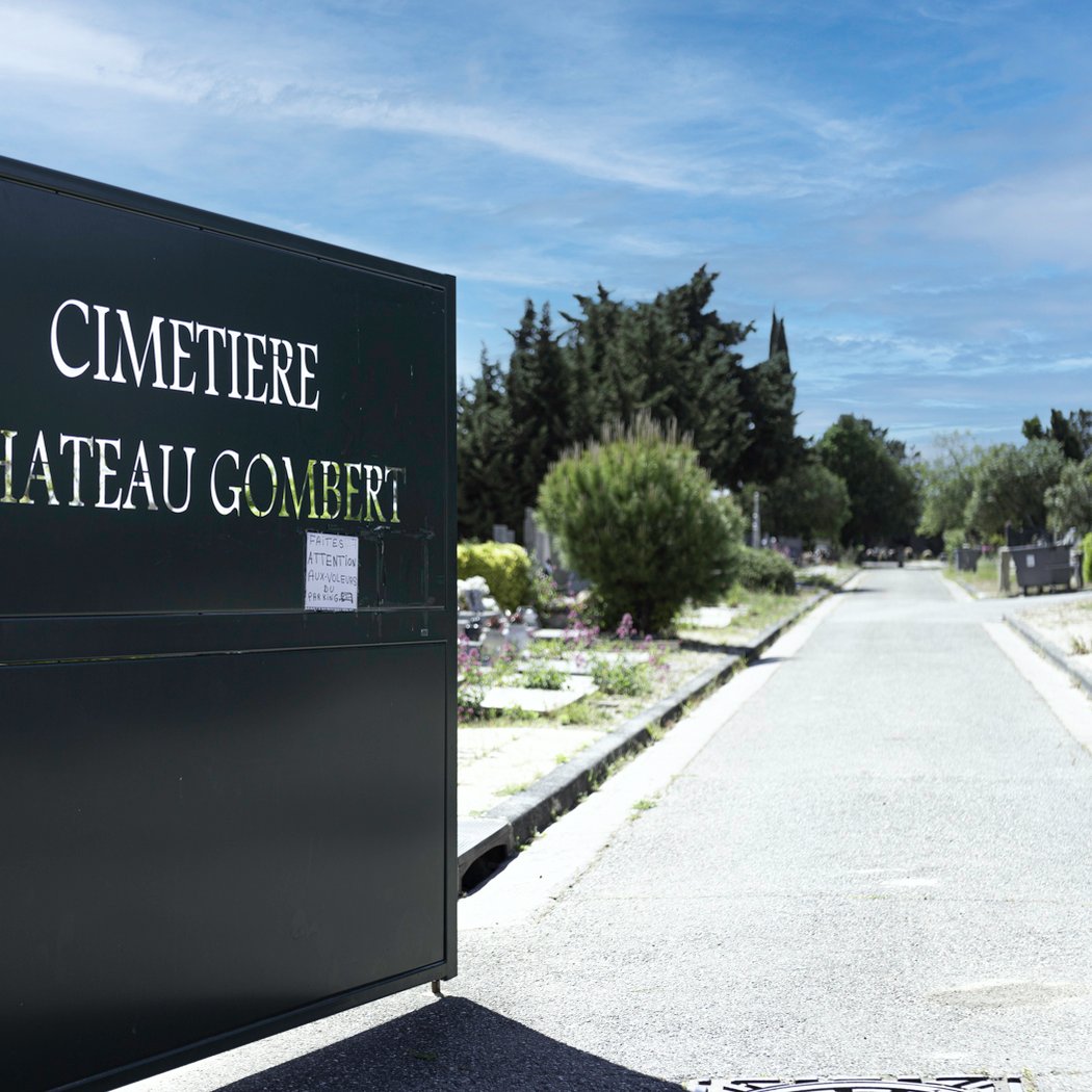 CIMETIERE CHATEAU GOMBERT 1