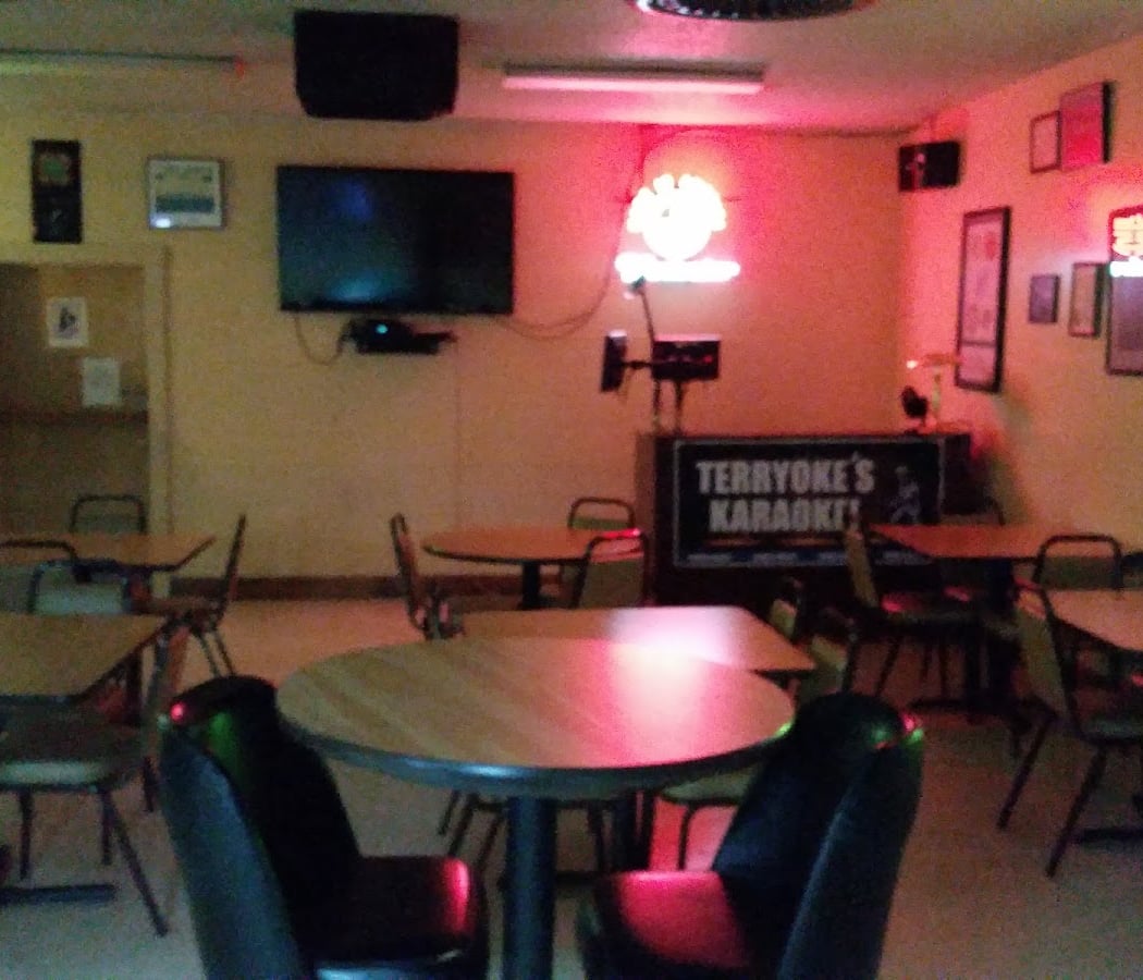 Wednesday Karaoke with Terryoke 1