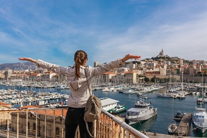 Private Photoshoot Old Port and Harbour Views in Marseille
