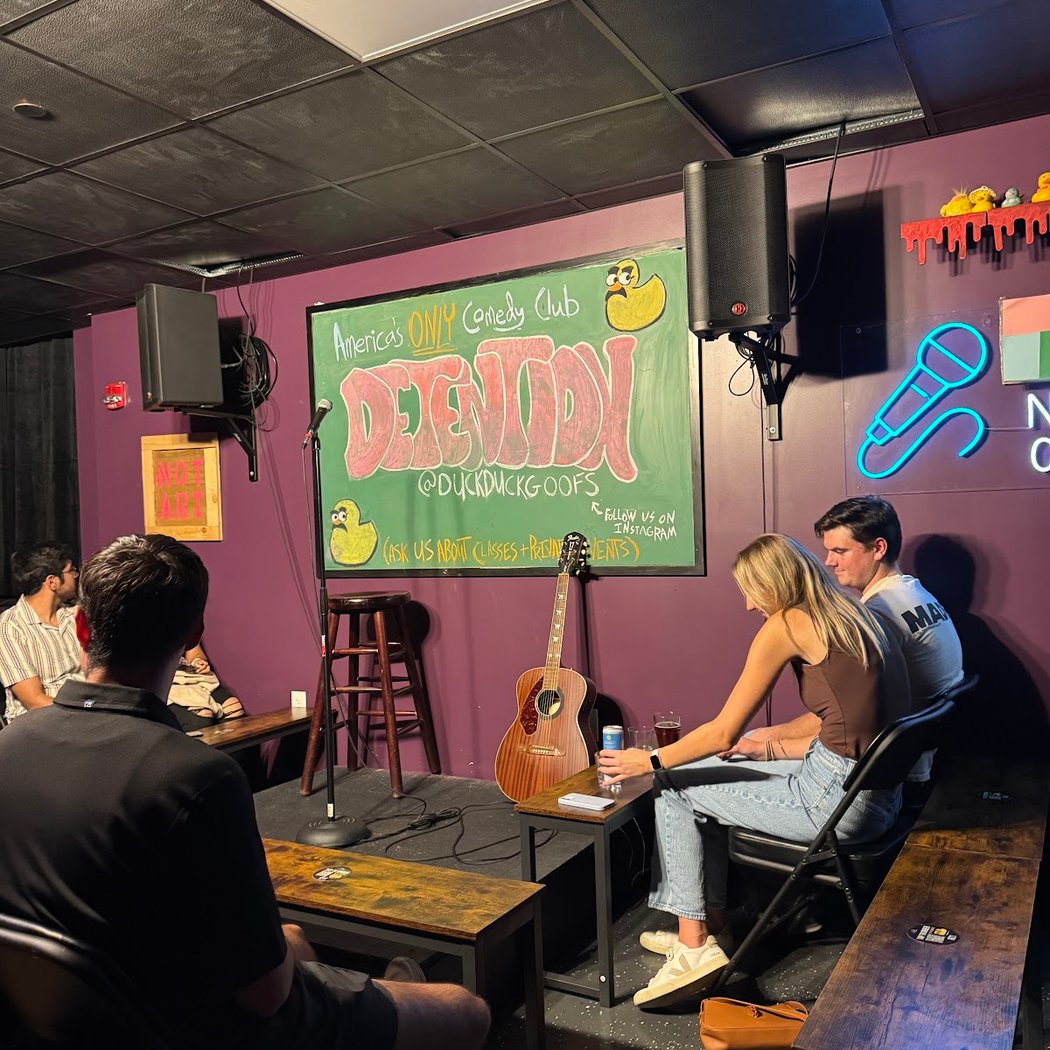 Goofs Comedy Club 4