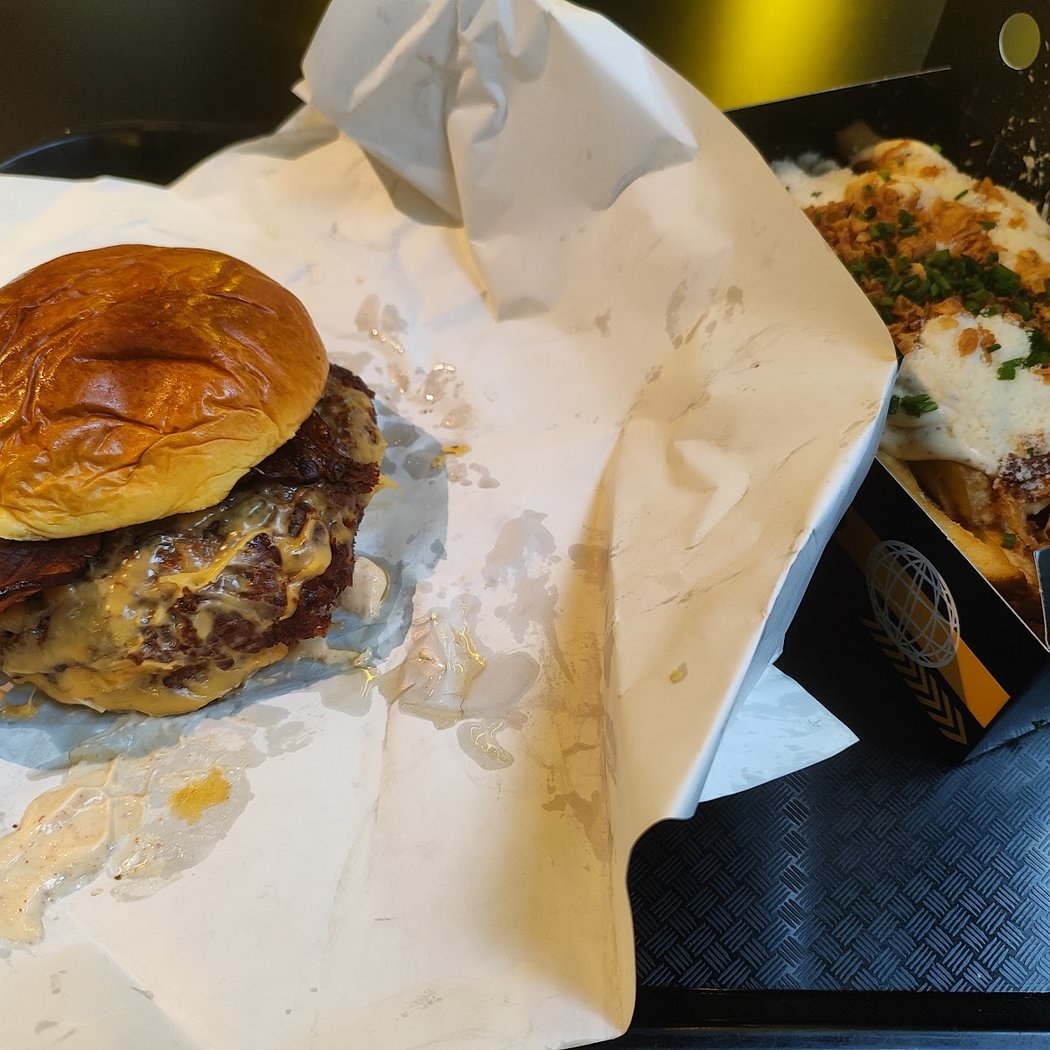 Xpecado Smash Burger Sevilla - Viapol 3