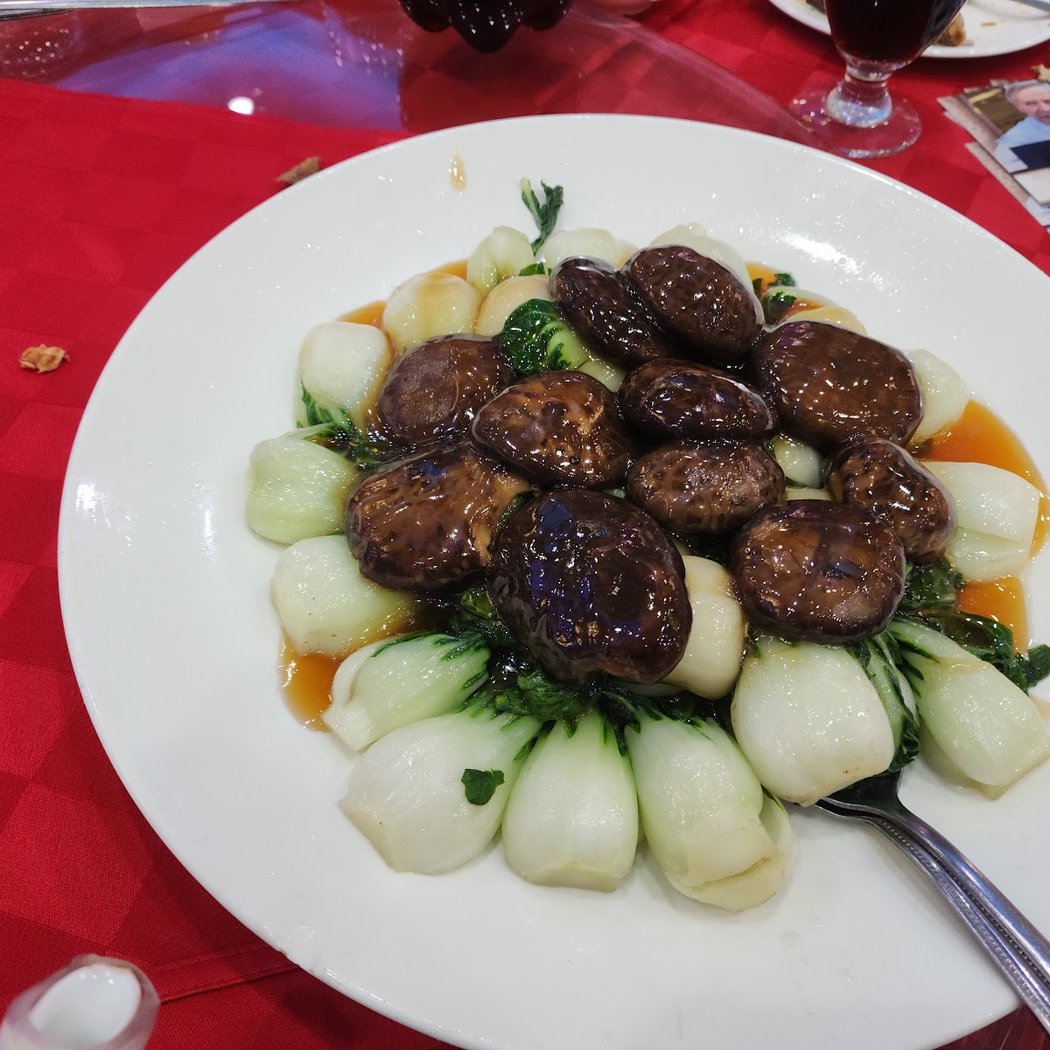 New Phoenix Seafood Restaurant 3