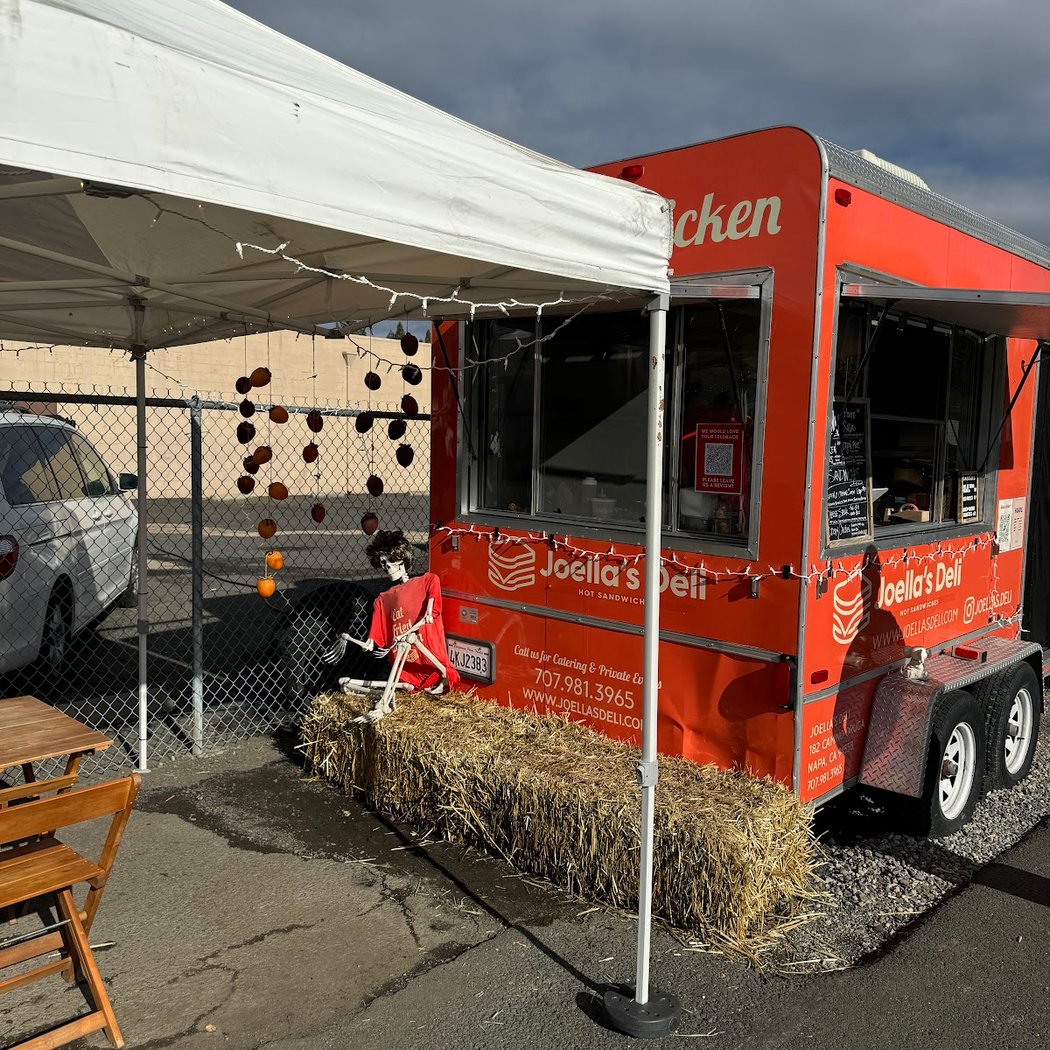 Joella's Deli Food Cart 3