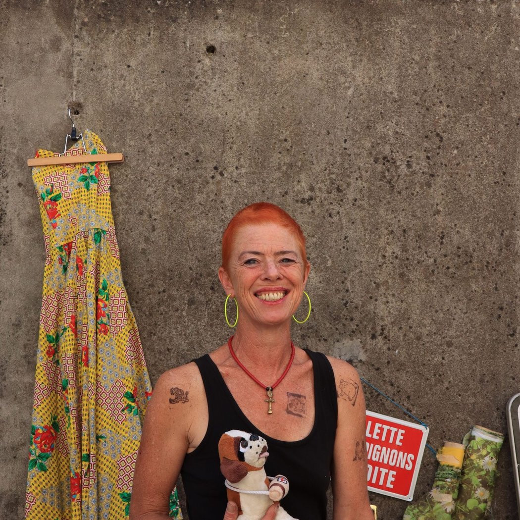 Vide-grenier du Nouveau Studio Théâtre 2