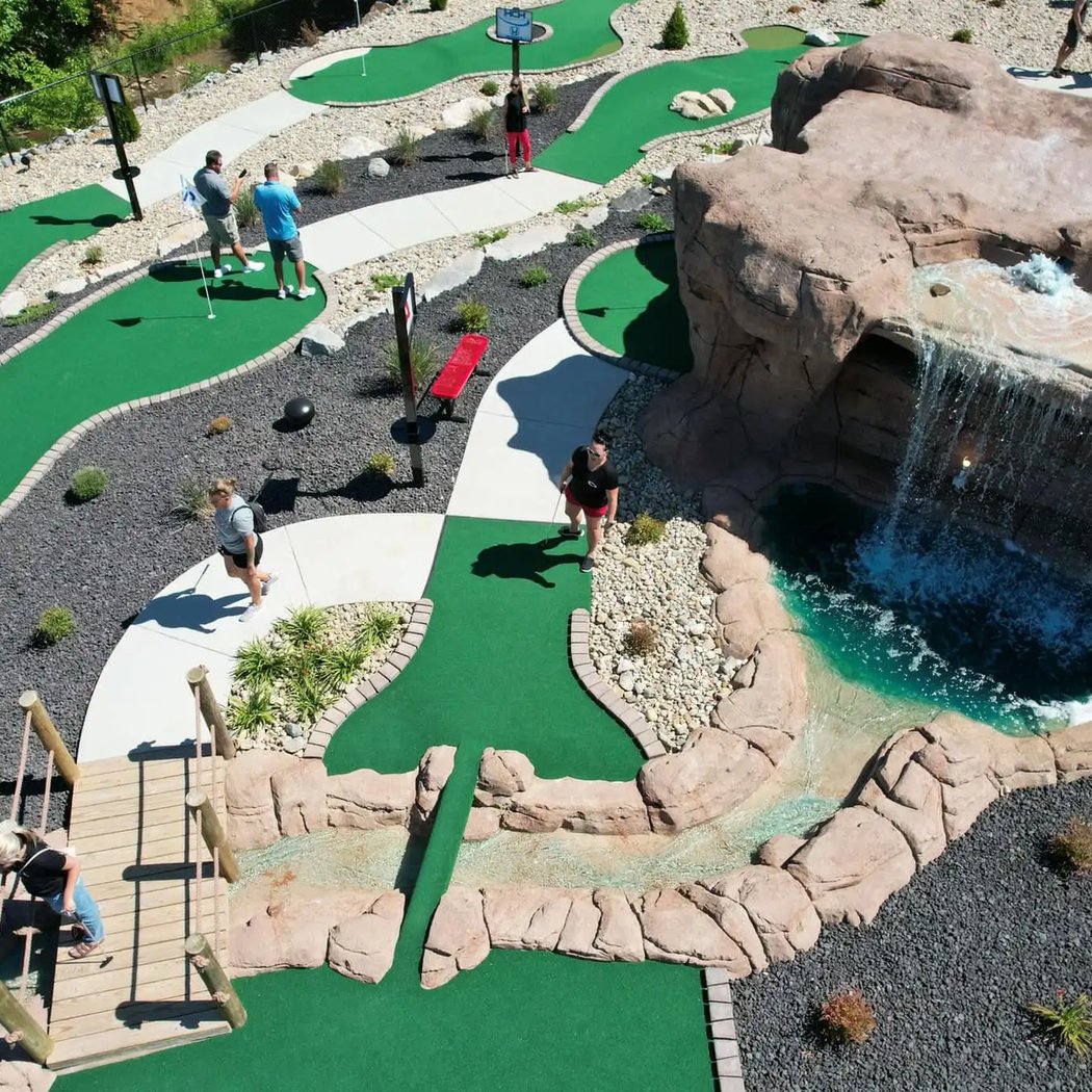 Heartland Mini Golf 1