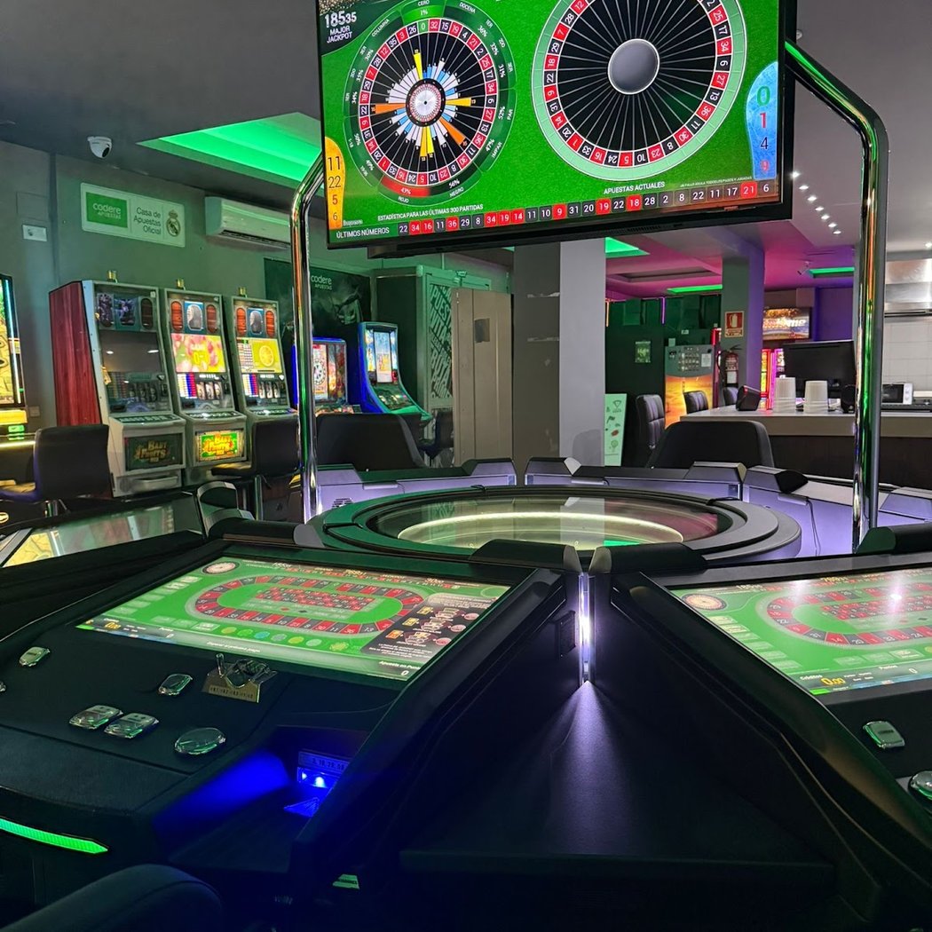 Salón de Juego Vali Park León XIII 1