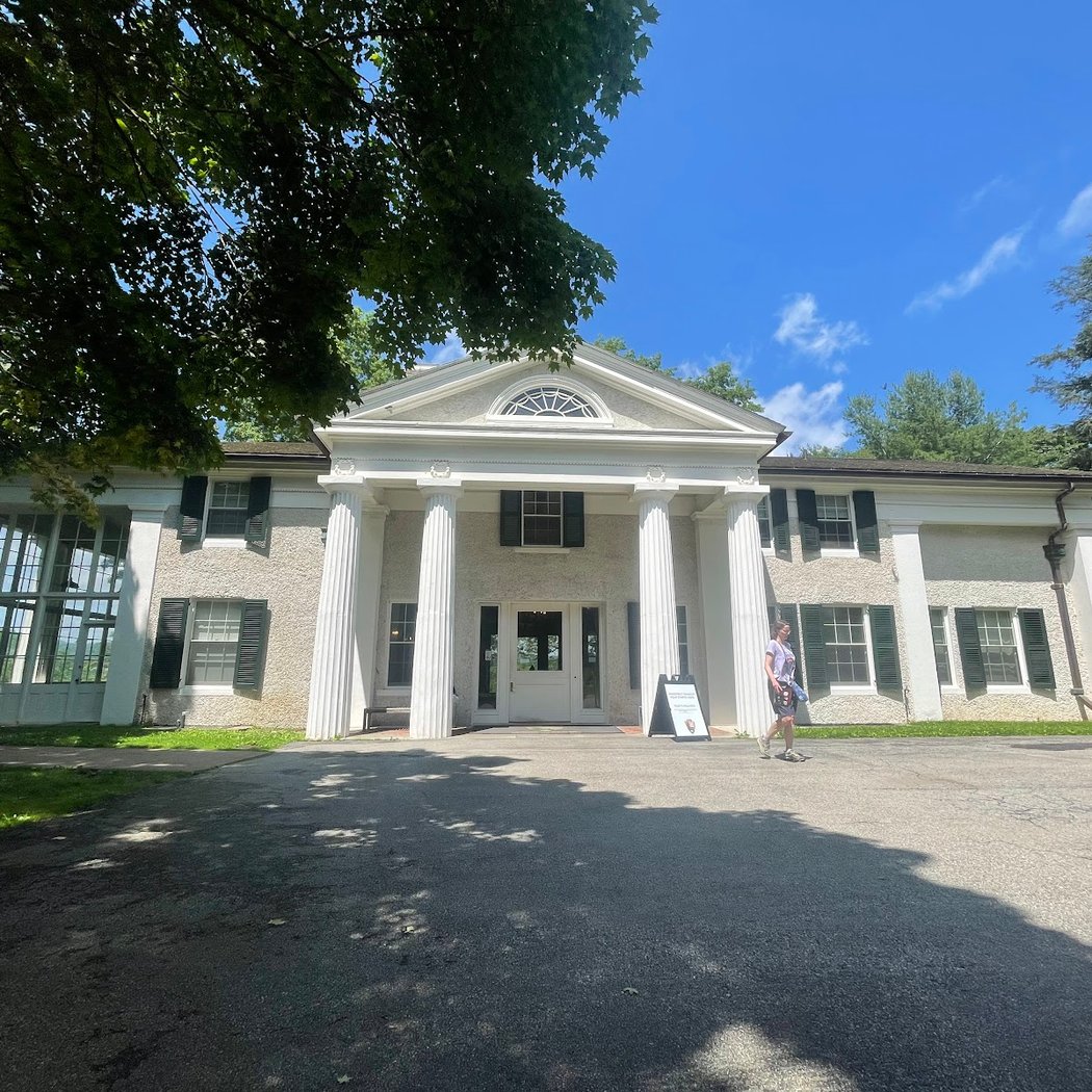 Vanderbilt Lane Historic District 3