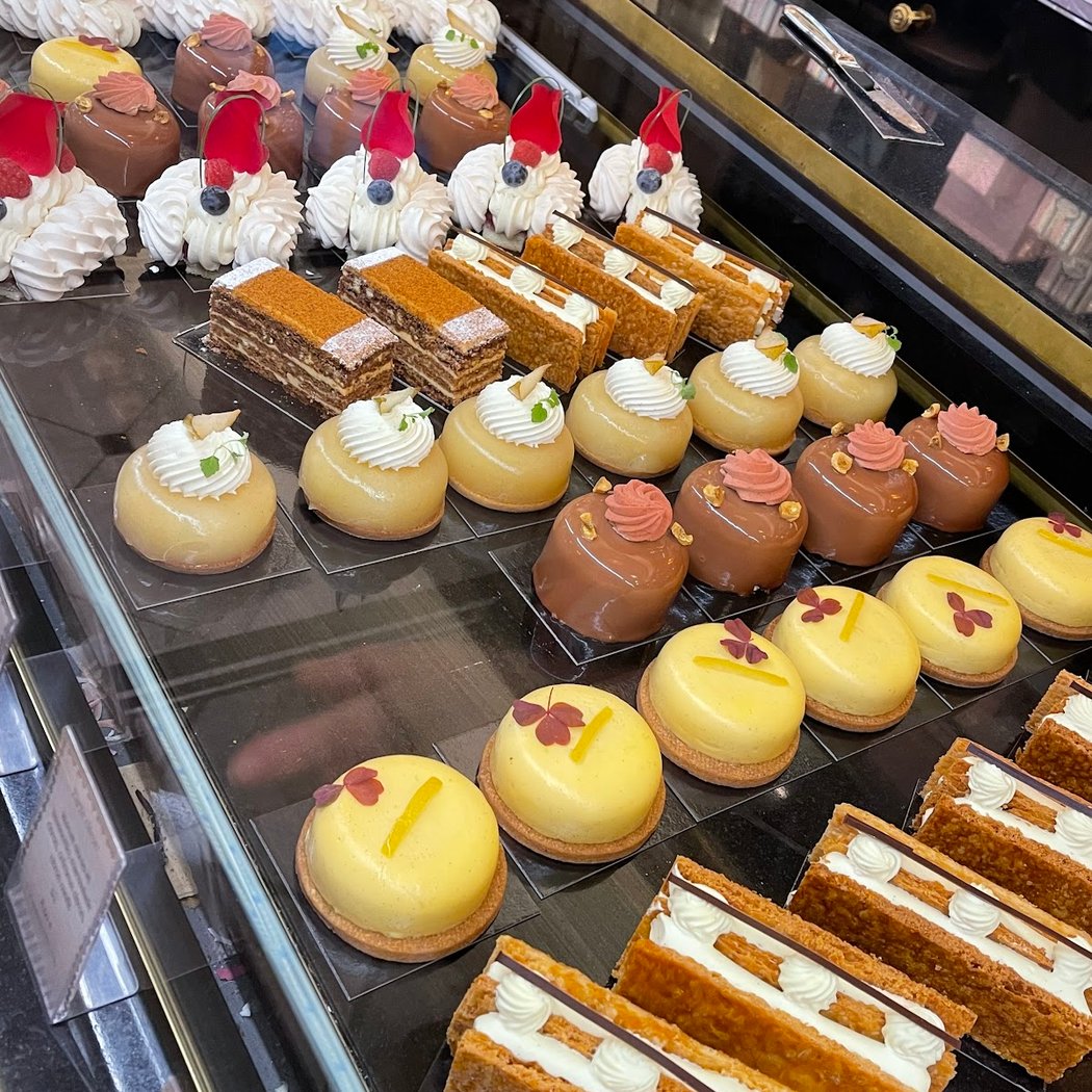 Café Pouchkine 1