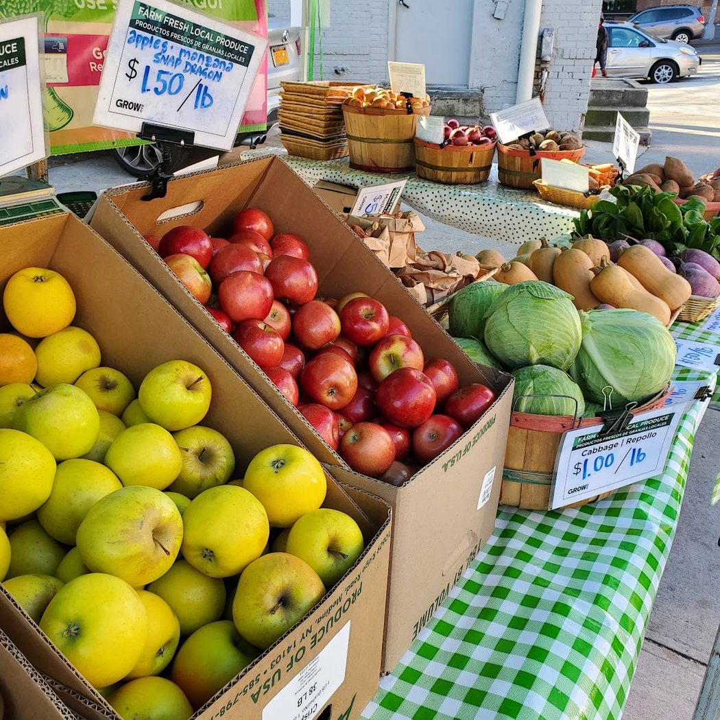 Morris Heights Farmstand 1