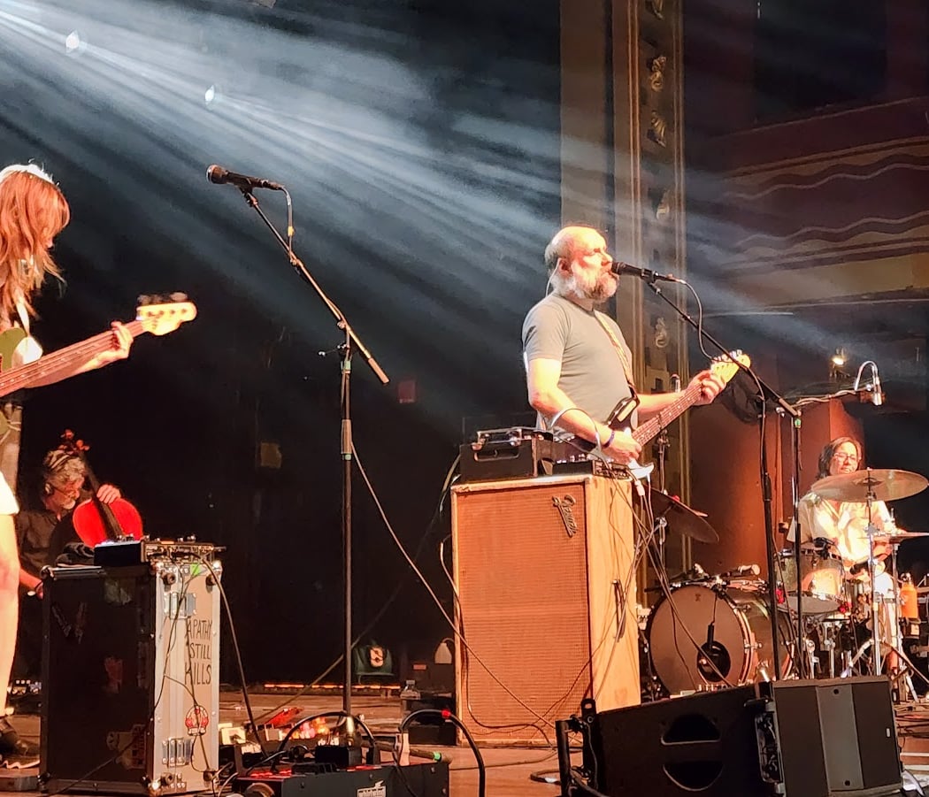 Richy Mitch & the Coal Miners, Field Medic 5