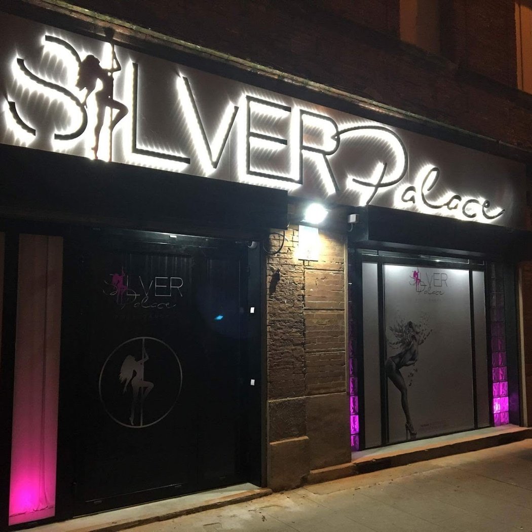 Silver Palace | Club de Strip Tease et cabaret 2