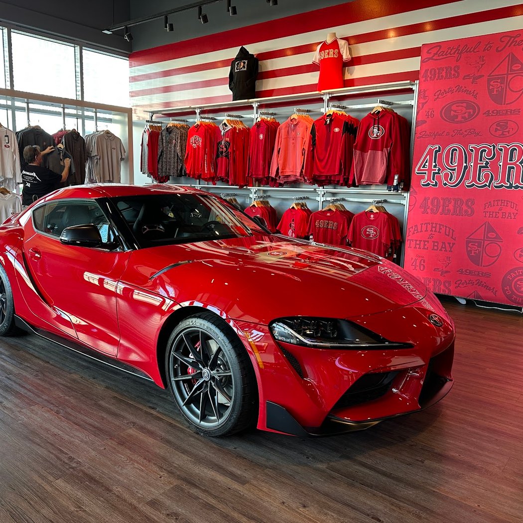 49ers Team Store 1