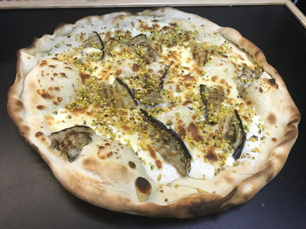 Ô Camion Pizza ( Montreuil Pizzeria ) 2