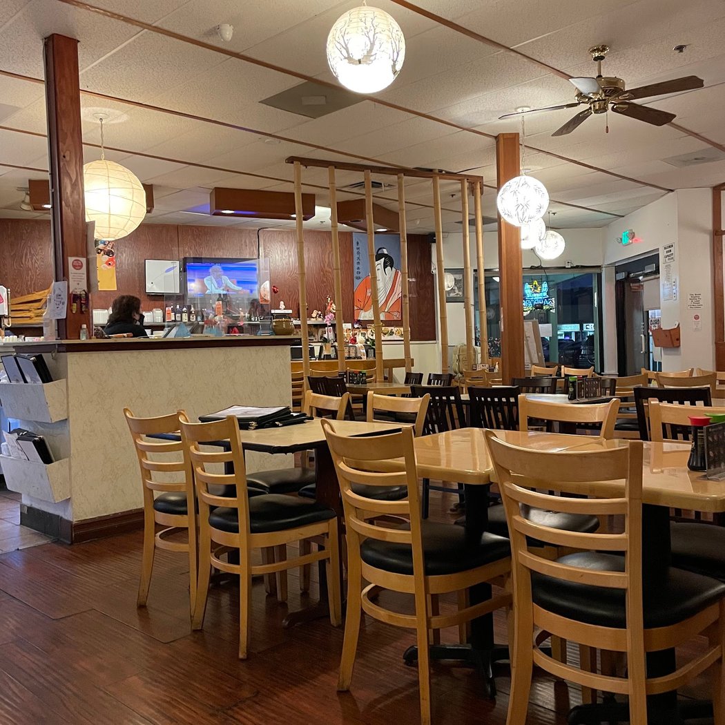 Ume Sushi Japanese Restaurant 2