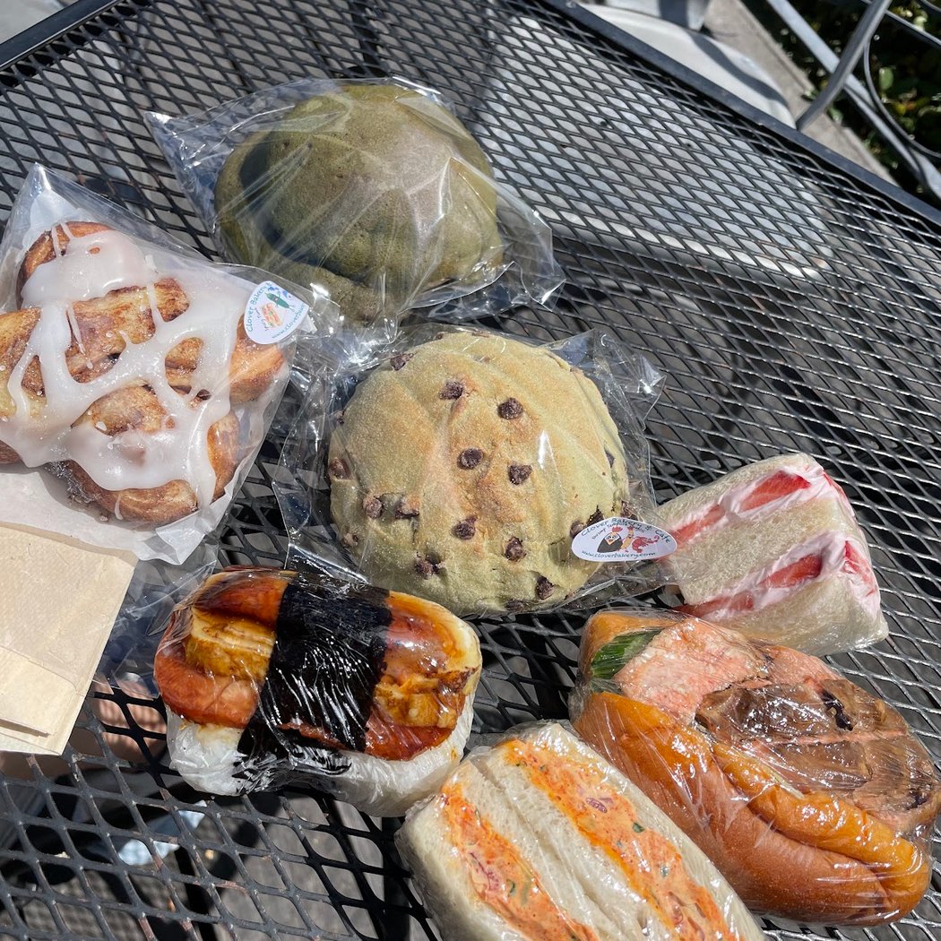 Clover Bakery & Cafe 3