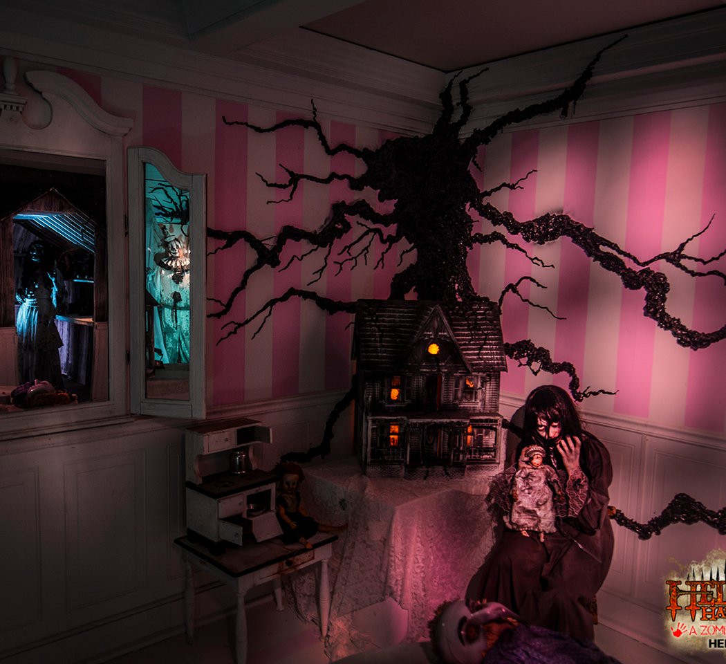 HellsGate Haunted House 1