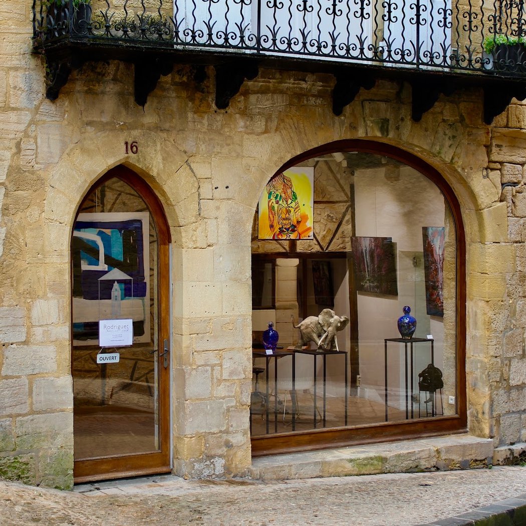 Rodrigues Art Gallery 1