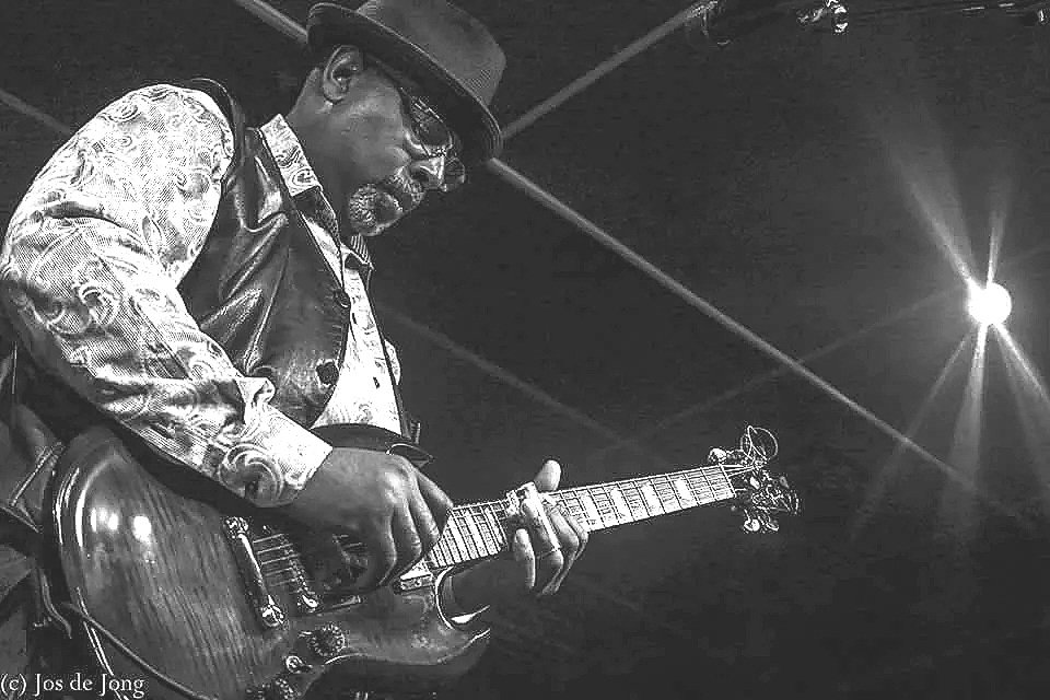 T Blues Band 1