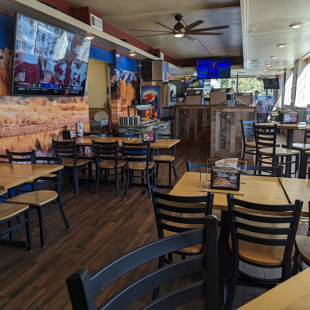 Mountain Mike's Pizza 4