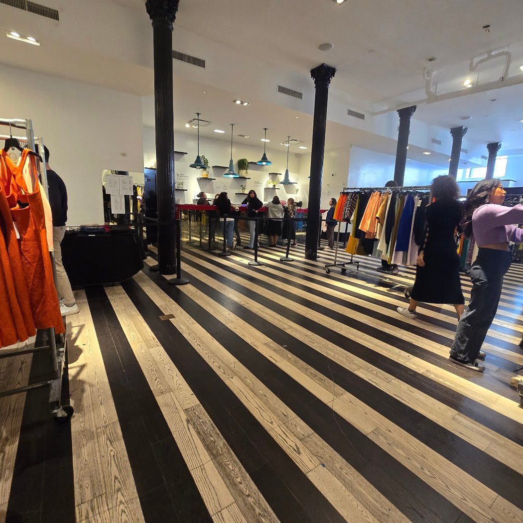 260 Sample Sale, Soho 1