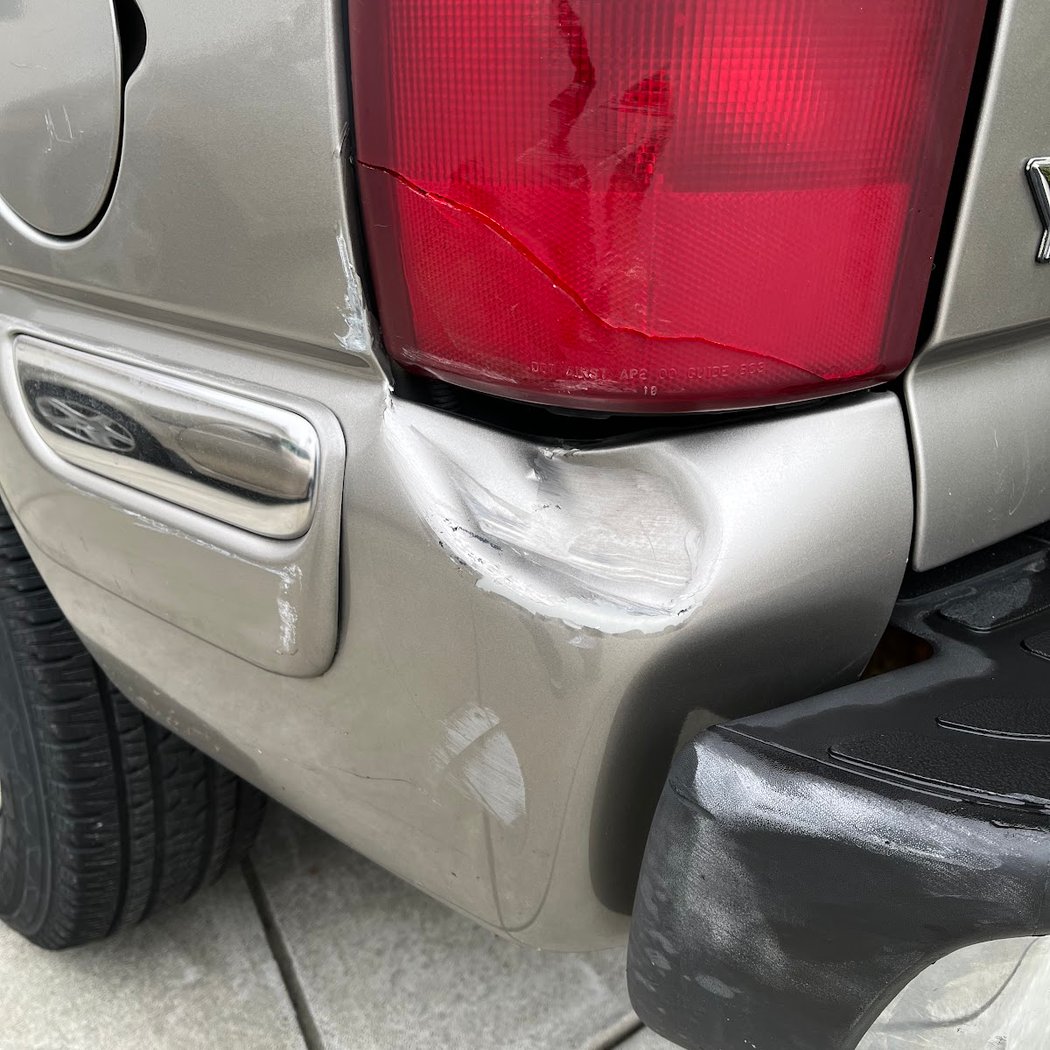 Maaco Auto Body Shop & Painting 3