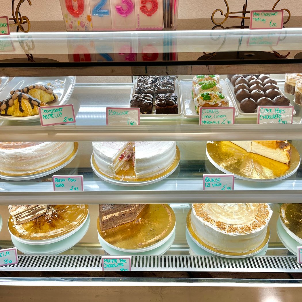 Rocky's Bakery Los Remedios 2