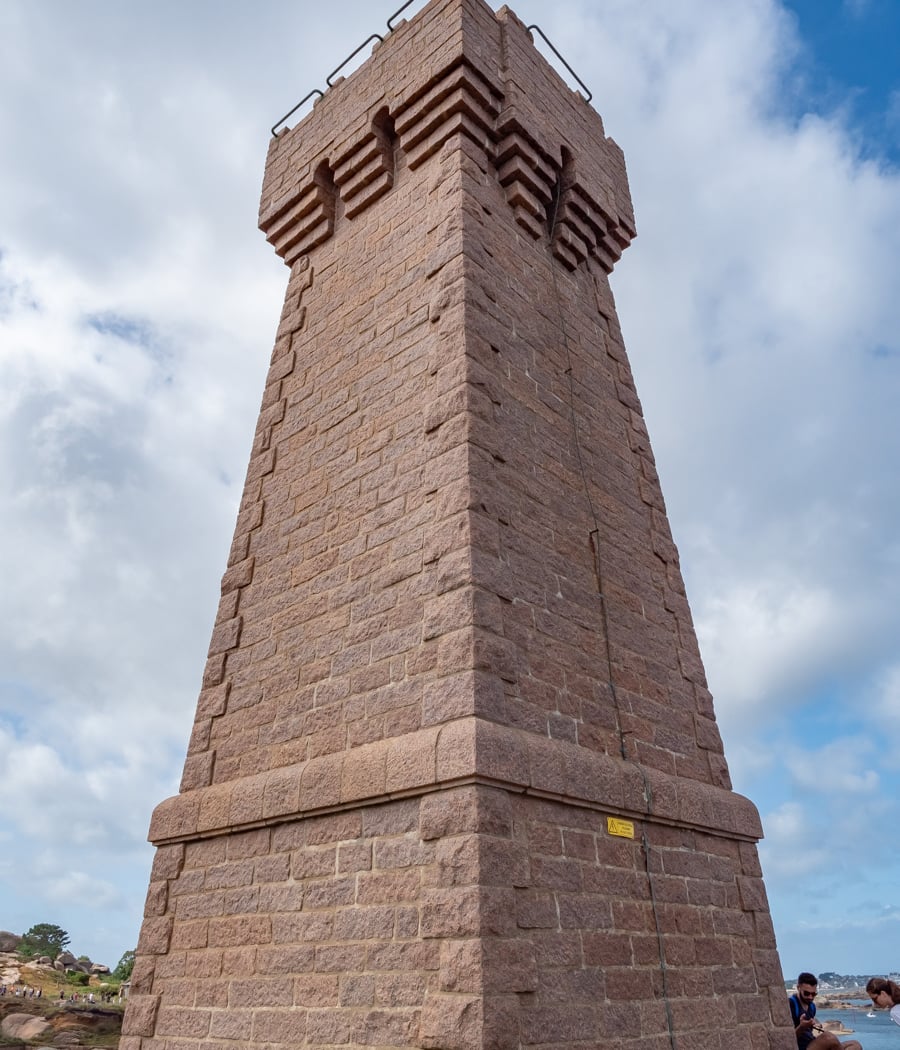 Phare de Mean Ruz 2